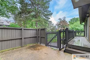 108 Westgate Dr, Edison, NJ 08820 - Photo 18
