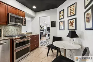 2 Park Gate Dr, Edison, NJ 08820 - Photo 8