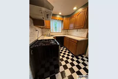 182 Newman Street #2309, Metuchen, NJ 08840 - Photo 8