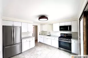 2370 US 130 Hwy, North Brunswick Township, NJ 08902 - Photo 8