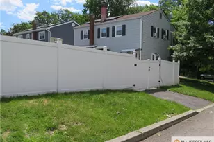 78 6th Ave, Port Reading, NJ 07064 - Photo 4