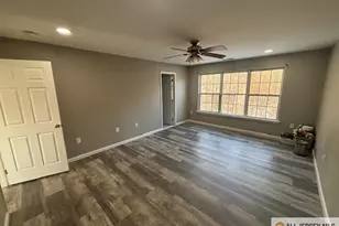 1108 Morning Glory Dr, Monroe Township, NJ 08831 - Photo 10