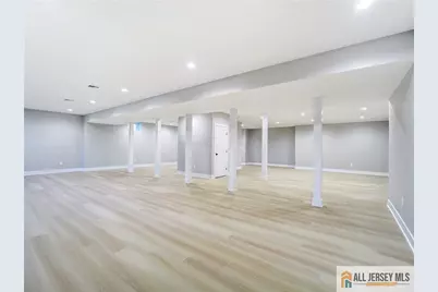 529 Wood Avenue, Edison, NJ 08820 - Photo 34