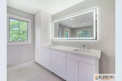 529 Wood Avenue, Edison, NJ 08820 - Photo 24