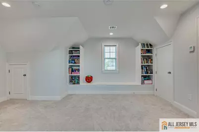 15 Talmadge Avenue, Metuchen, NJ 08840 - Photo 32