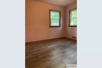1601 W 7th Street, Piscataway Township, NJ 08854 - Photo 6
