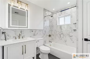 48 Kendall Dr, Sayreville, NJ 08859 - Photo 10