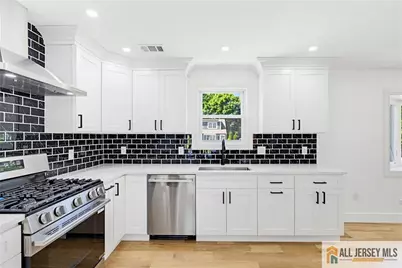 48 Kendall Drive, Sayreville, NJ 08859 - Photo 6