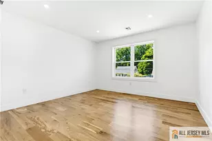 48 Kendall Dr, Sayreville, NJ 08859 - Photo 24