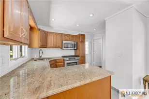 32 Bucknell Rd, Old Bridge Township, NJ 08859 - Photo 8
