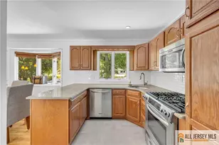 32 Bucknell Rd, Old Bridge Township, NJ 08859 - Photo 6