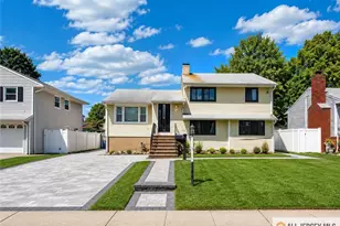 118 Poplar St, Carteret, NJ 07008 - Photo 2