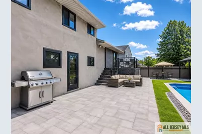 118 Poplar Street, Carteret, NJ 07008 - Photo 10