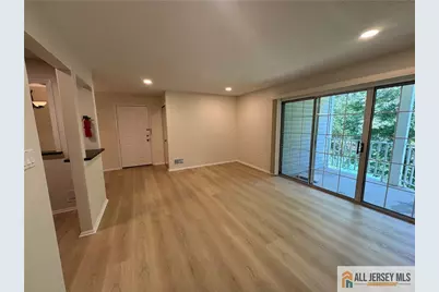 7 Sheffield Court, North Brunswick Township, NJ 08902 - Photo 2