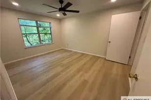 7 Sheffield Ct, North Brunswick Township, NJ 08902 - Photo 12