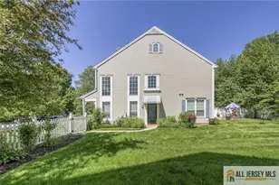 11 Holohan Dr, Plainsboro Township, NJ 08536 - Photo 4