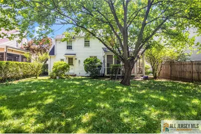 25 Home Street, Metuchen, NJ 08840 - Photo 8