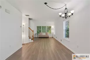 1111 Morning Glory Dr, Monroe Township, NJ 08831 - Photo 14