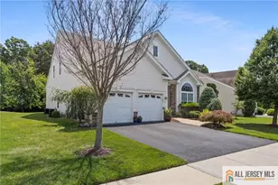 41 Drawbridge Dr, Monroe Township, NJ 08831 - Photo 2