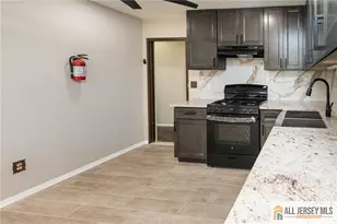 10 Eardley Rd, Edison, NJ 08817 - Photo 6