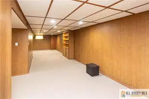 10 Eardley Rd, Edison, NJ 08817 - Photo 26