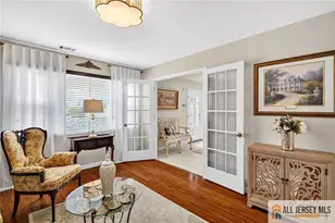 3 Driftwood Ct, Monroe Township, NJ 08831 - Photo 4