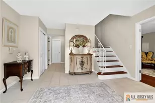 3 Driftwood Ct, Monroe Township, NJ 08831 - Photo 2