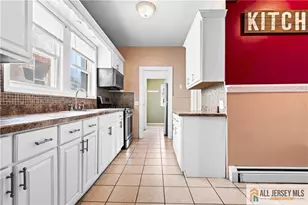 48 Catalpa Ave, Perth Amboy, NJ 08861 - Photo 8