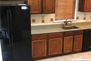 162 Westgate Dr, Edison, NJ 08820 - Photo 4