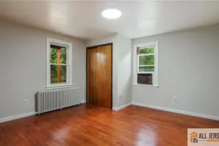 20 Crosby Ave, Edison, NJ 08817 - Photo 6