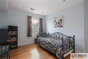 207 Sunshine Ct, Sayreville, NJ 08859 - Photo 18