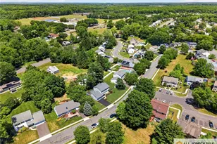 65 Stanley Ave, South Brunswick Township, NJ 08810 - Photo 6