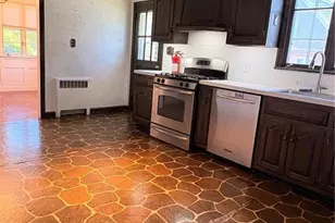 13 Fountain St, East Brunswick Township, NJ 08816 - Photo 12
