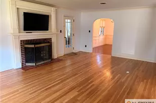 13 Fountain St, East Brunswick Township, NJ 08816 - Photo 6