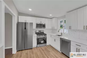 10 Harrison St, Sayreville, NJ 08872 - Photo 8