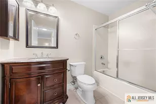 2 John Tyler Ct, Monroe Township, NJ 08831 - Photo 18