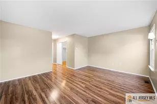 2 John Tyler Ct, Monroe Township, NJ 08831 - Photo 16
