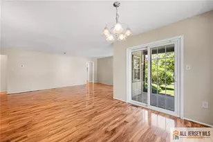 2 John Tyler Ct, Monroe Township, NJ 08831 - Photo 8