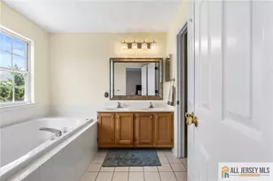5 Woodfield Ct, Franklin Township, NJ 08540 - Photo 26