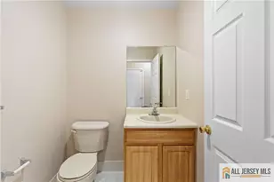 5 Edith Pl, Franklin Township, NJ 08873 - Photo 8