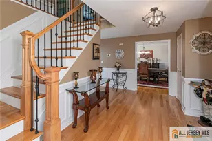 91 Hidden Lake Dr, North Brunswick Township, NJ 08902 - Photo 16
