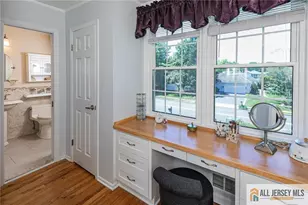 91 Hidden Lake Dr, North Brunswick Township, NJ 08902 - Photo 20