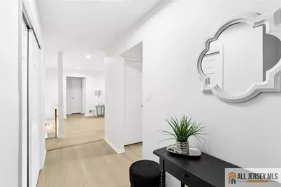 121 Beverly Hills Terrace #B, Woodbridge Township, NJ 07095 - Photo 6