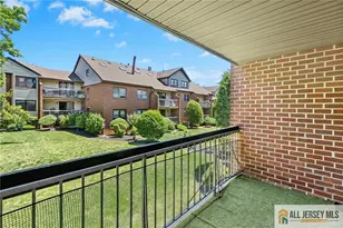 121 Beverly Hills Terrace, Woodbridge Township, NJ 07095 - Photo 22