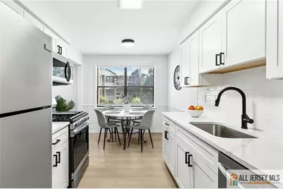 121 Beverly Hills Terrace #B, Woodbridge Township, NJ 07095 - Photo 12