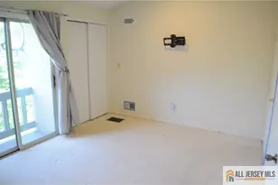 58 Buchanon Ct, West Orange Township, NJ 07052 - Photo 8