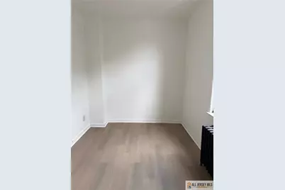 350 Summit Avenue, Perth Amboy, NJ 08861 - Photo 18