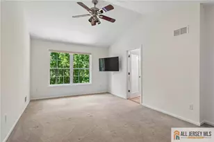 40 Lakeview Dr, Helmetta, NJ 08828 - Photo 18