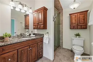 40 Lakeview Dr, Helmetta, NJ 08828 - Photo 24