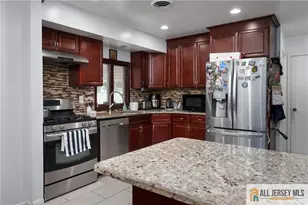 984 New Dover Rd, Edison, NJ 08820 - Photo 8